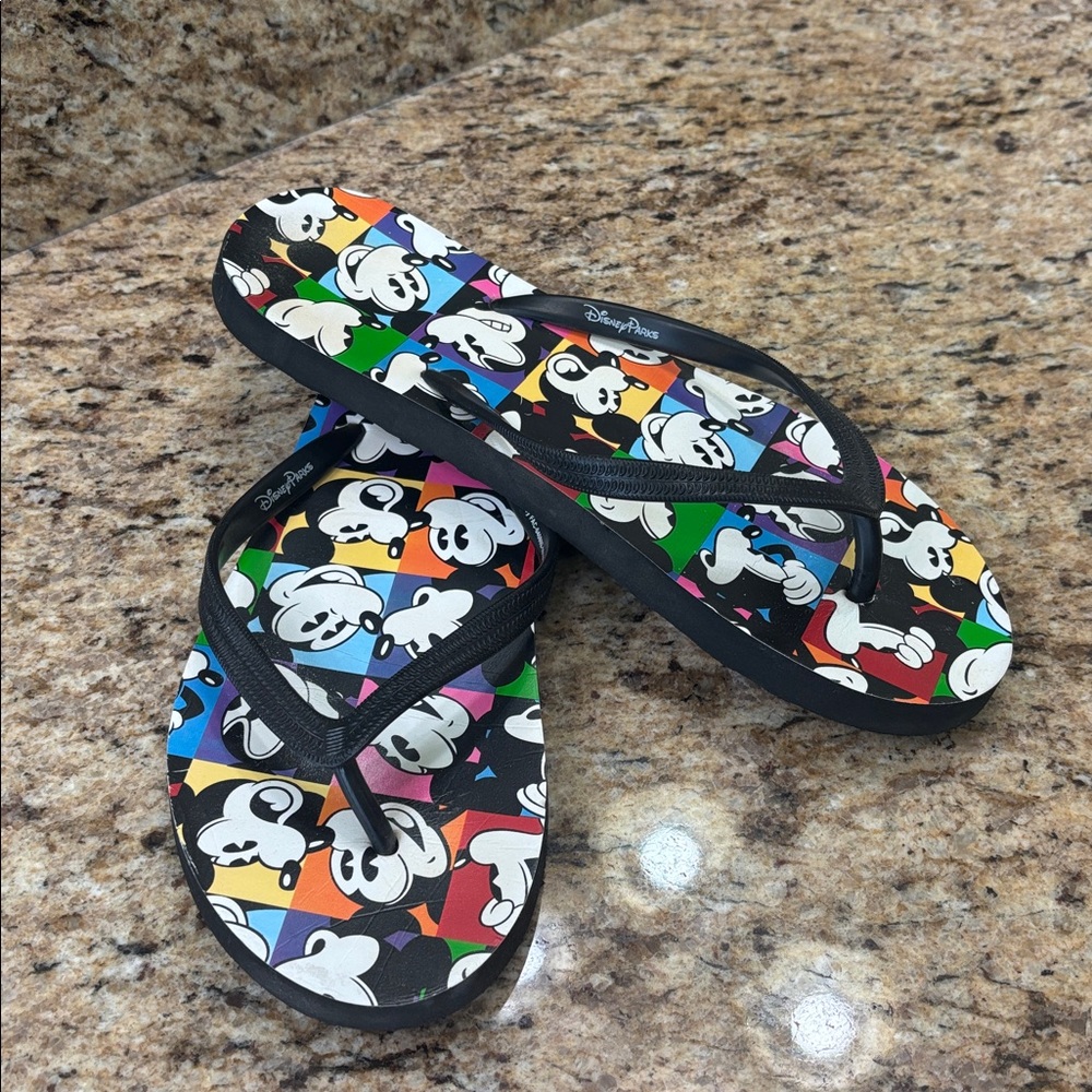 Womens Disney Parks Shoes Mickey Mouse Disney Parks Flip Flops colorful 7-8